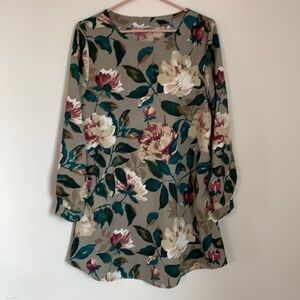 🆕 BEAUTIFUL FLORAL LONG SLEEVE MINI DRESS M